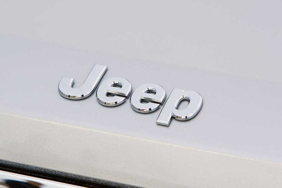  Jeep Cherokee 2008 года  (фото 110 из 161)